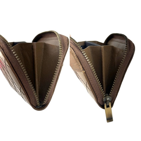 💎BURBERRY Logo Quilted Leather Zip Around Coin Purse Wallet - Picture 7 of 12